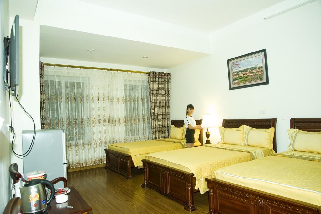 Lao Cai Galaxy Hotel Exterior photo