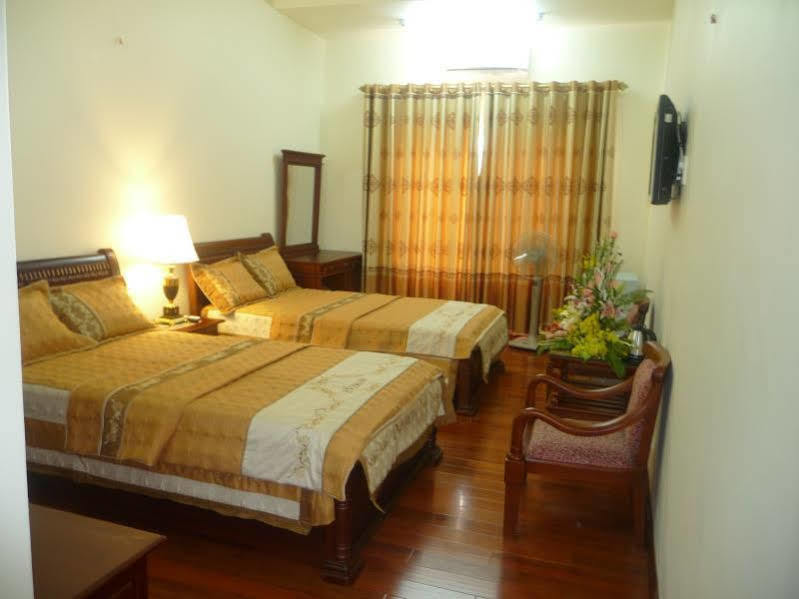 Lao Cai Galaxy Hotel Exterior photo